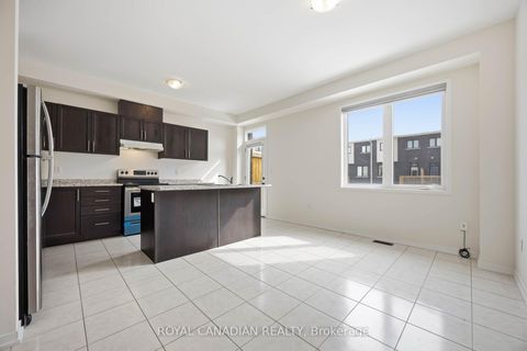 Photo 13 at 885 Kicking Horse Path, McLaughlin, Oshawa