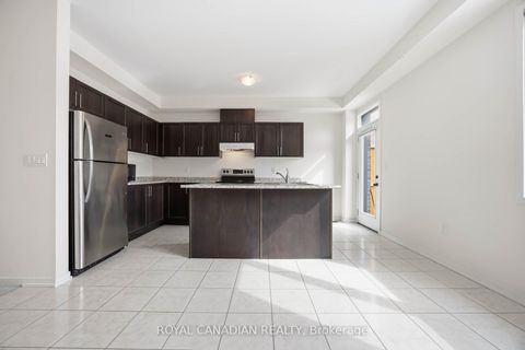 Photo 19 at 885 Kicking Horse Path, McLaughlin, Oshawa