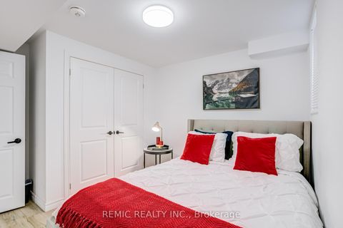 Photo 36 at 36 Sailors Landing, Bowmanville, Clarington