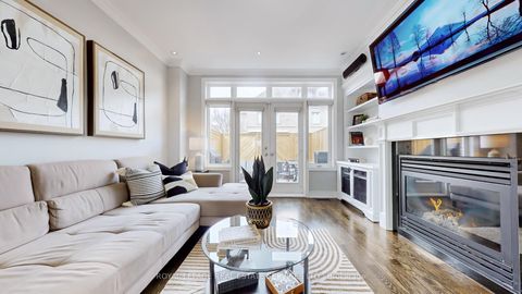 Photo 4 at 124 Six Point Road, City Centre West, Toronto