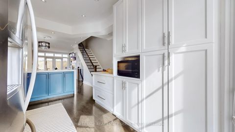 Photo 18 at 124 Six Point Road, City Centre West, Toronto