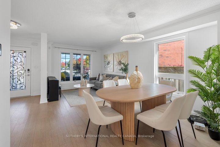 Photo 6 at 2182 Meadowglen Drive, WM Westmount, Oakville