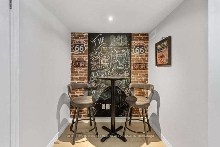 Photo 24 at 2182 Meadowglen Drive, WM Westmount, Oakville