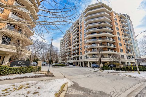 Photo 3 at 1006 - 2 Aberfoyle Crescent, City Centre West, Toronto