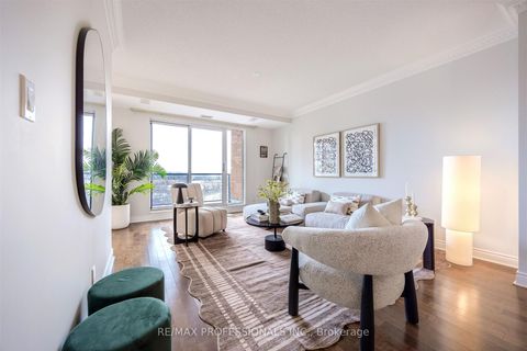 Photo 12 at 1006 - 2 Aberfoyle Crescent, City Centre West, Toronto