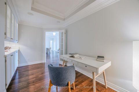 Photo 30 at 1006 - 2 Aberfoyle Crescent, City Centre West, Toronto