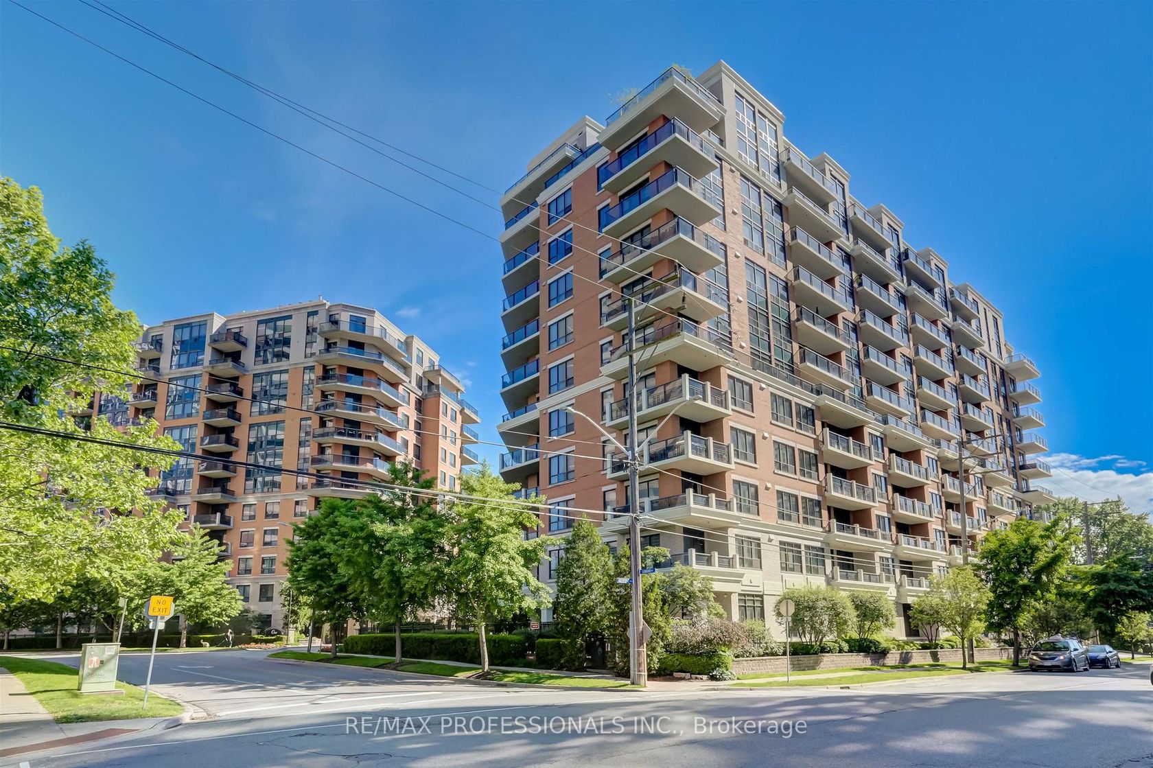 1006 - 2 Aberfoyle Crescent, City Centre West, Toronto 