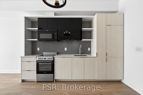 Photo 3 at 509 - 6 Parkwood Avenue, Casa Loma, Toronto