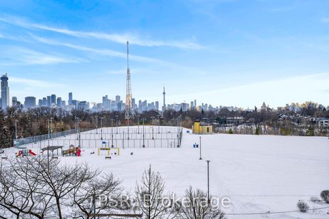 Photo 17 at 509 - 6 Parkwood Avenue, Casa Loma, Toronto