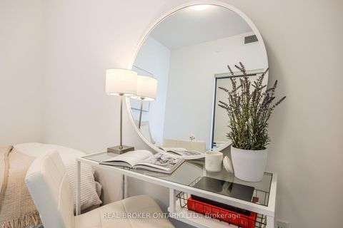 Photo 17 at 2101S - 127 Broadway Avenue, Mount Pleasant West, Toronto