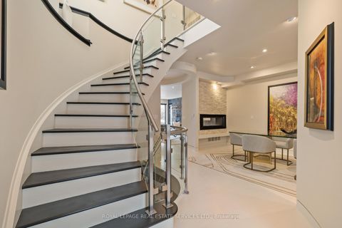 Photo 2 at 41 Highgate Road, Kingsway South, Toronto