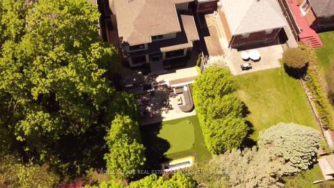 Photo 42 at 41 Highgate Road, Kingsway South, Toronto