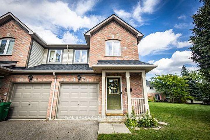 Photo 4 at 36 - 5255 Guildwood Way, Hurontario, Mississauga