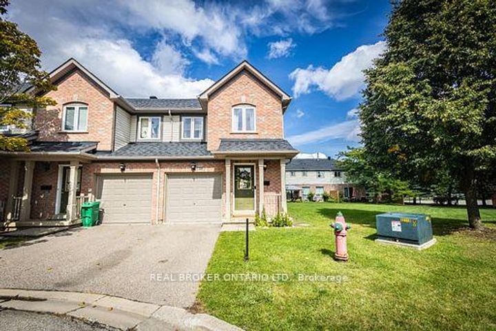 Photo 6 at 36 - 5255 Guildwood Way, Hurontario, Mississauga