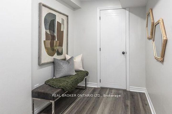 Photo 26 at 36 - 5255 Guildwood Way, Hurontario, Mississauga