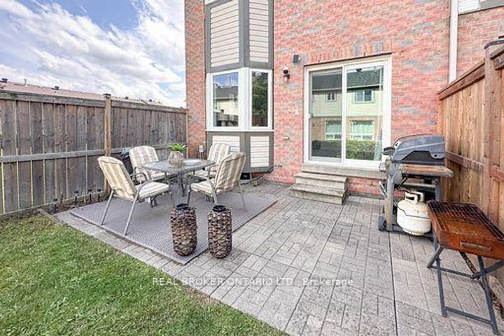 Photo 35 at 36 - 5255 Guildwood Way, Hurontario, Mississauga