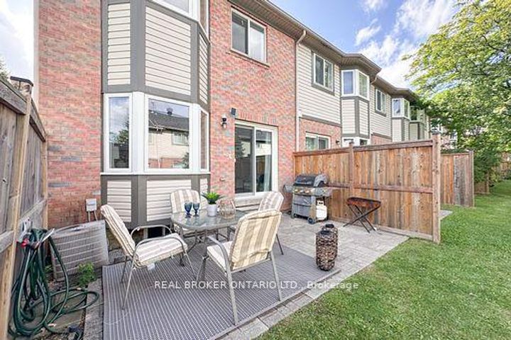 Photo 36 at 36 - 5255 Guildwood Way, Hurontario, Mississauga