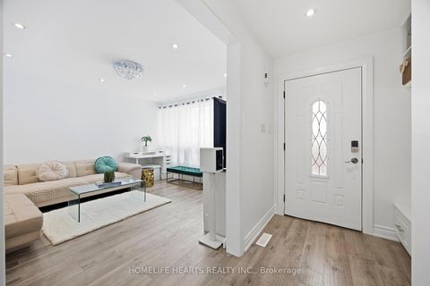 Photo 6 at 4 - 1021 Midland Avenue, Eglinton East, Toronto