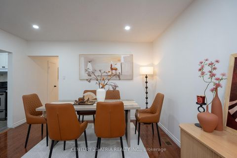 Photo 4 at 3 Lamberton Boulevard, York University Heights, Toronto