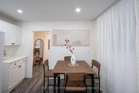 Photo 14 at 3 Lamberton Boulevard, York University Heights, Toronto