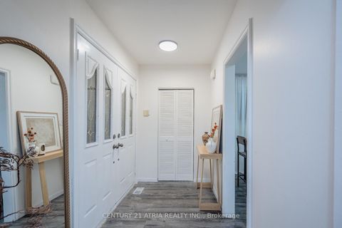 Photo 18 at 3 Lamberton Boulevard, York University Heights, Toronto