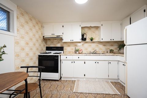 Photo 31 at 3 Lamberton Boulevard, York University Heights, Toronto