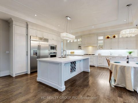 Photo 11 at 256 Park Home Avenue, Willowdale West, Toronto