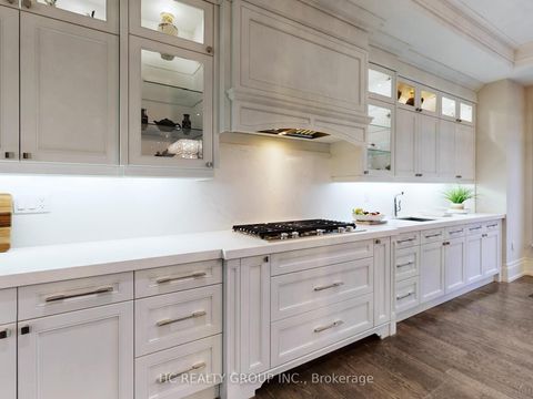 Photo 13 at 256 Park Home Avenue, Willowdale West, Toronto