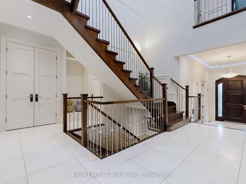 Photo 17 at 256 Park Home Avenue, Willowdale West, Toronto