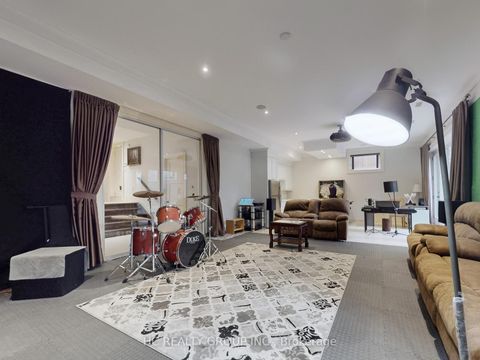 Photo 33 at 256 Park Home Avenue, Willowdale West, Toronto