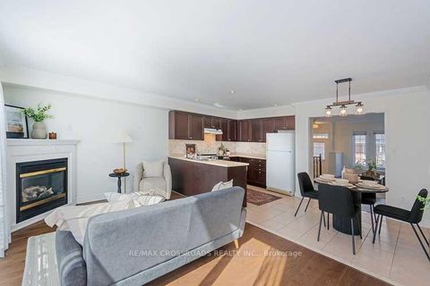 Photo 4 at TO39 - 39 Torr Lane, Central, Ajax