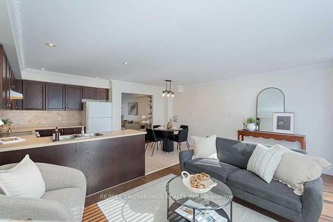 Photo 6 at TO39 - 39 Torr Lane, Central, Ajax