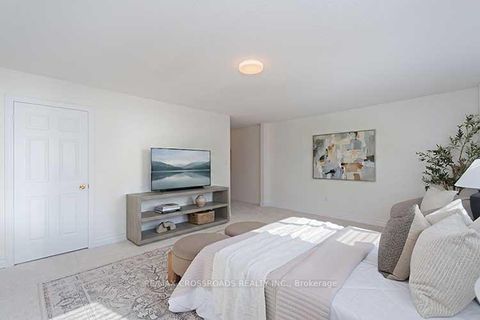 Photo 16 at TO39 - 39 Torr Lane, Central, Ajax