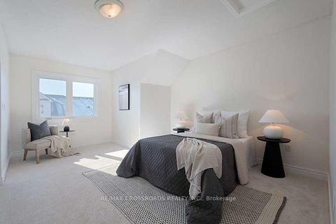 Photo 20 at TO39 - 39 Torr Lane, Central, Ajax