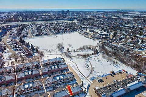 Photo 34 at TO39 - 39 Torr Lane, Central, Ajax