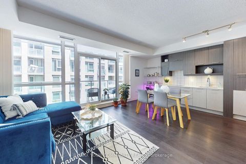 Photo 8 at 408 - 30 Nelson Street, Waterfront Communities C1, Toronto