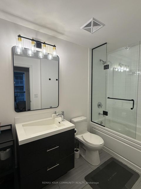 Photo 19 at 408 - 30 Nelson Street, Waterfront Communities C1, Toronto