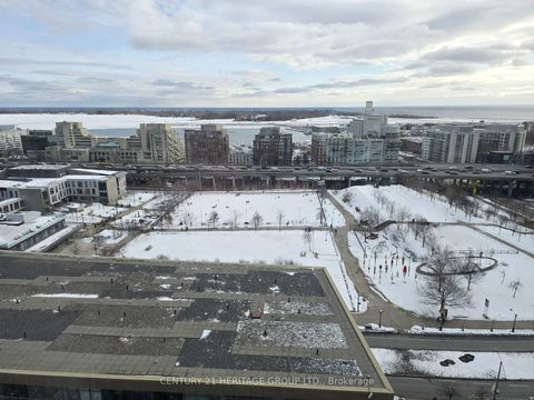 Photo 8 at 2009 - 15 Iceboat Terrace, Waterfront Communities C1, Toronto