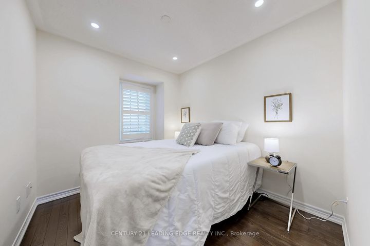 Photo 29 at 6 Poetry Drive, Vellore Village, Vaughan