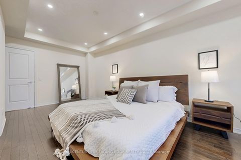 Photo 21 at 6 Poetry Drive, Vellore Village, Vaughan