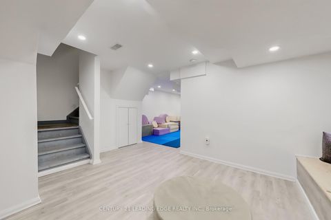 Photo 38 at 6 Poetry Drive, Vellore Village, Vaughan