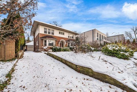 Photo 5 at 181A Poplar Plains Road, Casa Loma, Toronto