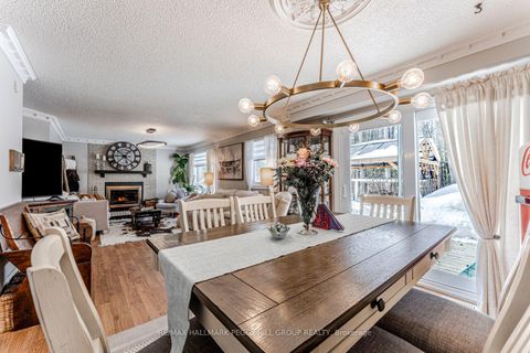 Photo 5 at 153 Browning Trail, Letitia Heights, Barrie
