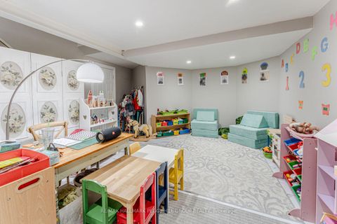 Photo 13 at 153 Browning Trail, Letitia Heights, Barrie