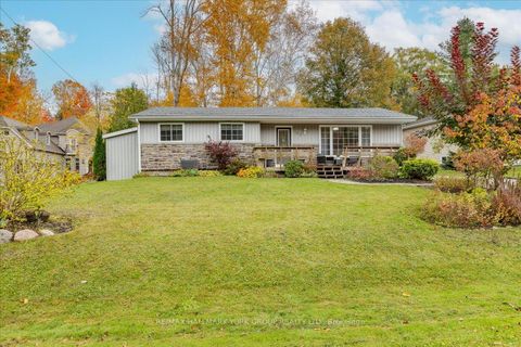 Photo 3 at 33 Mourning Dove Road, Sutton & Jackson's Point, Georgina