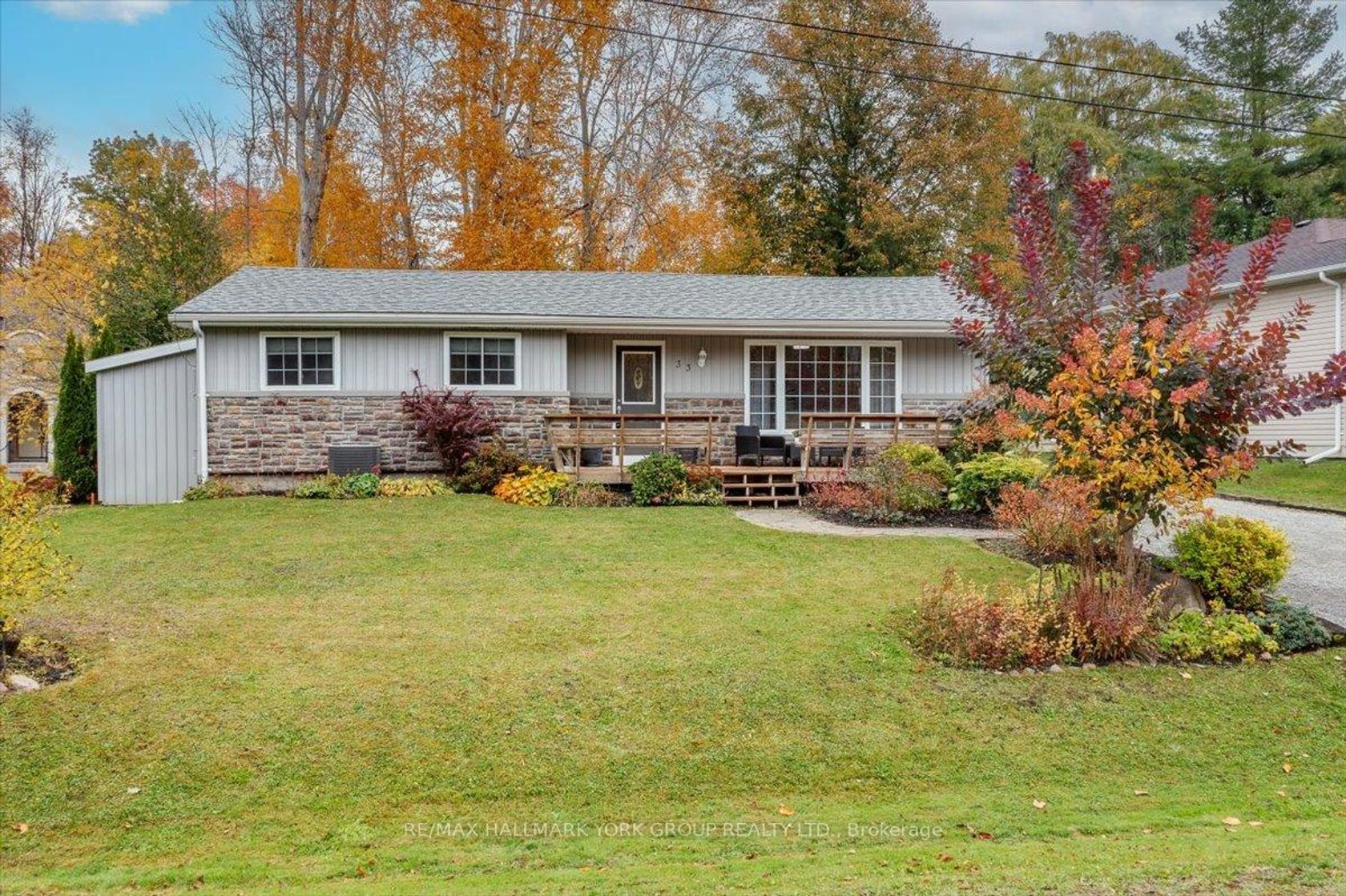 33 Mourning Dove Road, Sutton & Jackson