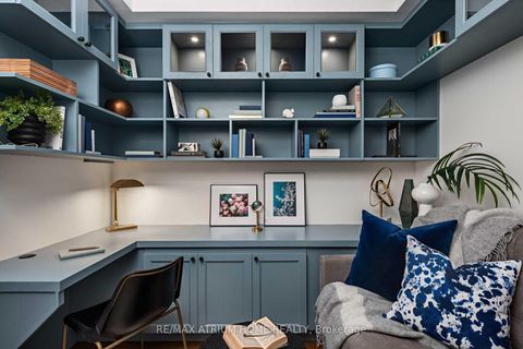 Photo 11 at 511 - 15 Stollery Pond Crescent, Angus Glen, Markham