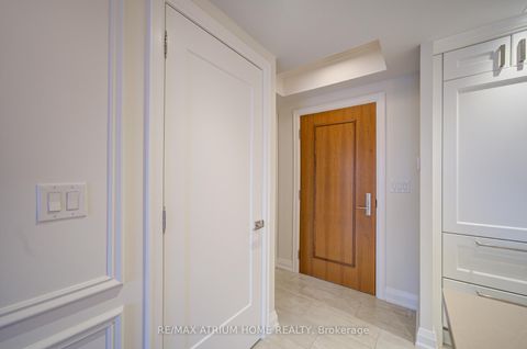 Photo 16 at 511 - 15 Stollery Pond Crescent, Angus Glen, Markham