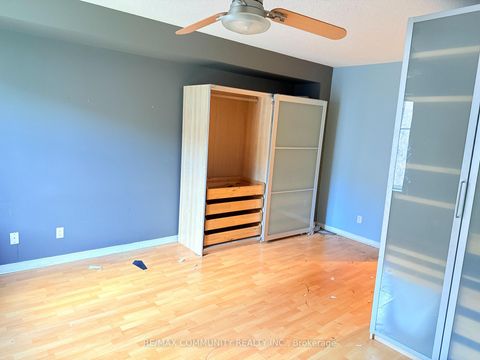 Photo 11 at 716 - 42 Western Battery Road E, Niagara, Toronto