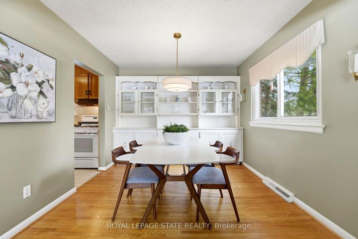 Photo 7 at 347 Clarendon Drive, Ancaster, Hamilton